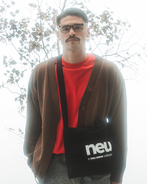 neu shoulder bag